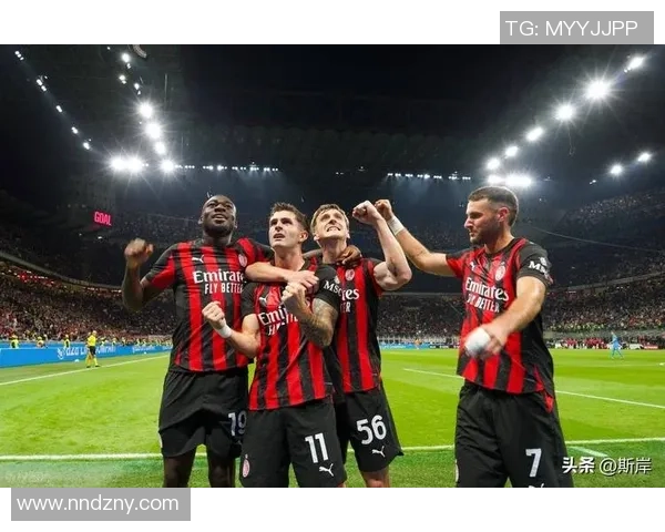 尤文前主帅为AC米兰推荐强力中锋莱万等人选引关注